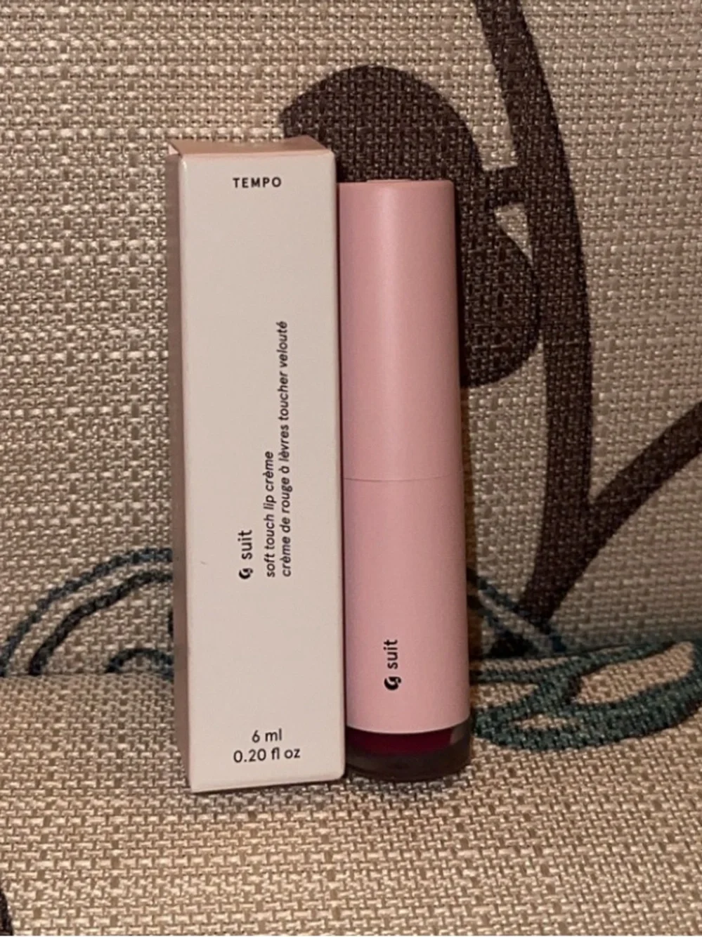 Glossier liquid lipgloss